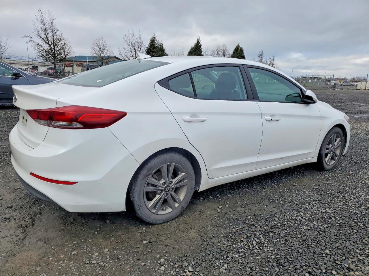 2018 HYUNDAI ELANTRA SEL photo 3