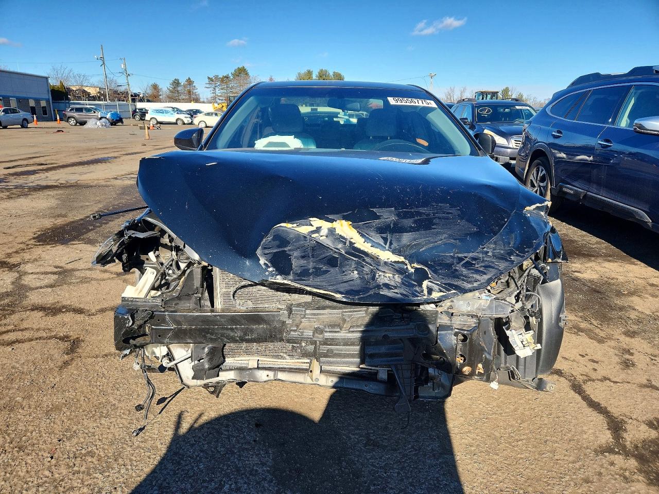 2016 TOYOTA CAMRY LE photo 5