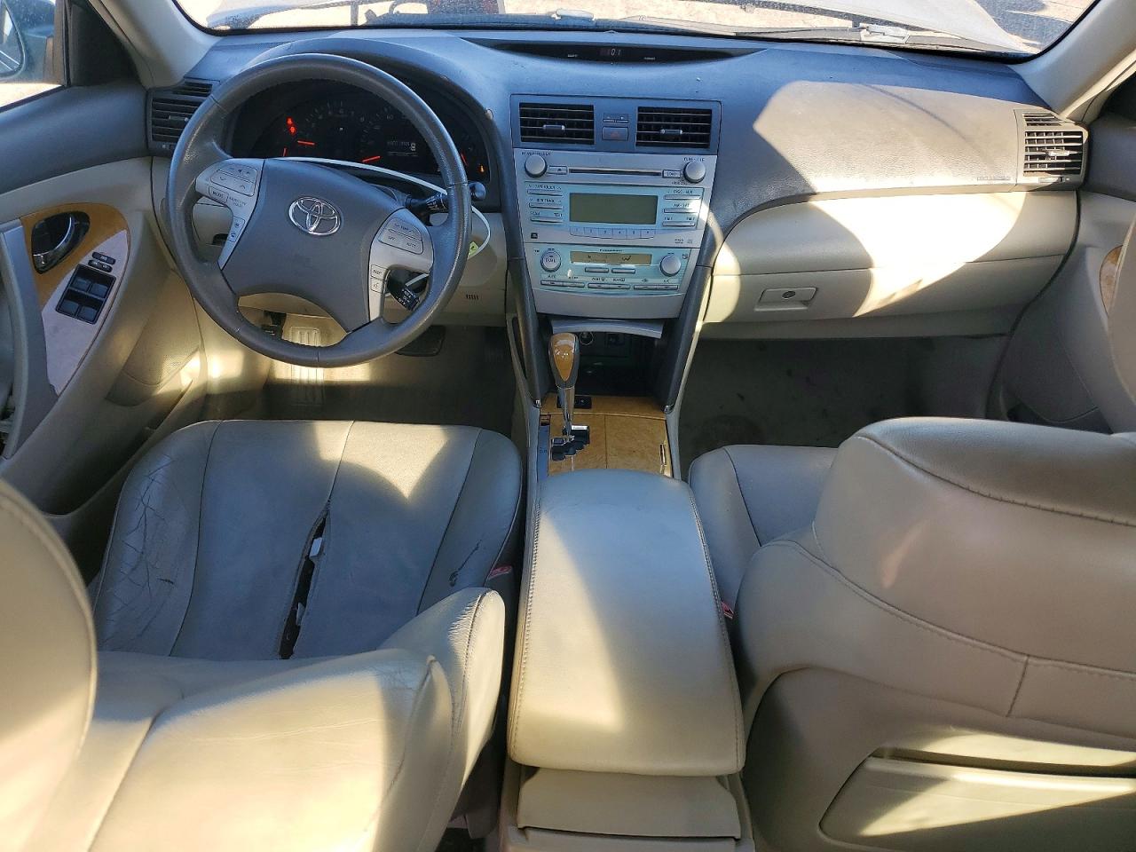 2007 TOYOTA CAMRY LE photo 8