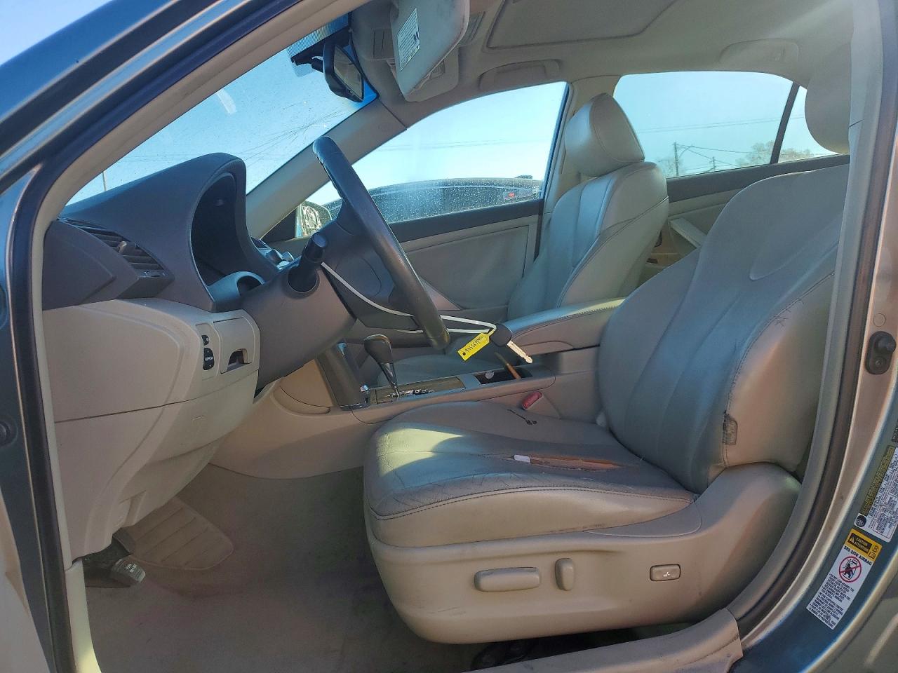 2007 TOYOTA CAMRY LE photo 7