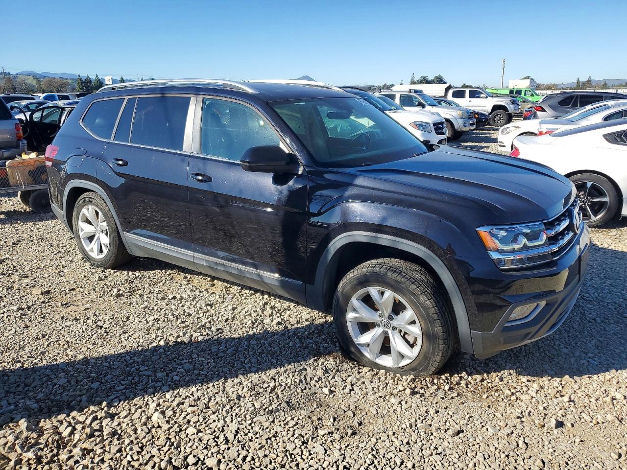 2018 VOLKSWAGEN ATLAS SEL photo 4