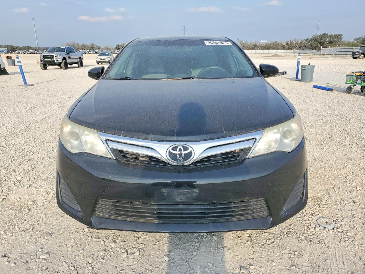 2014 TOYOTA CAMRY L photo 5