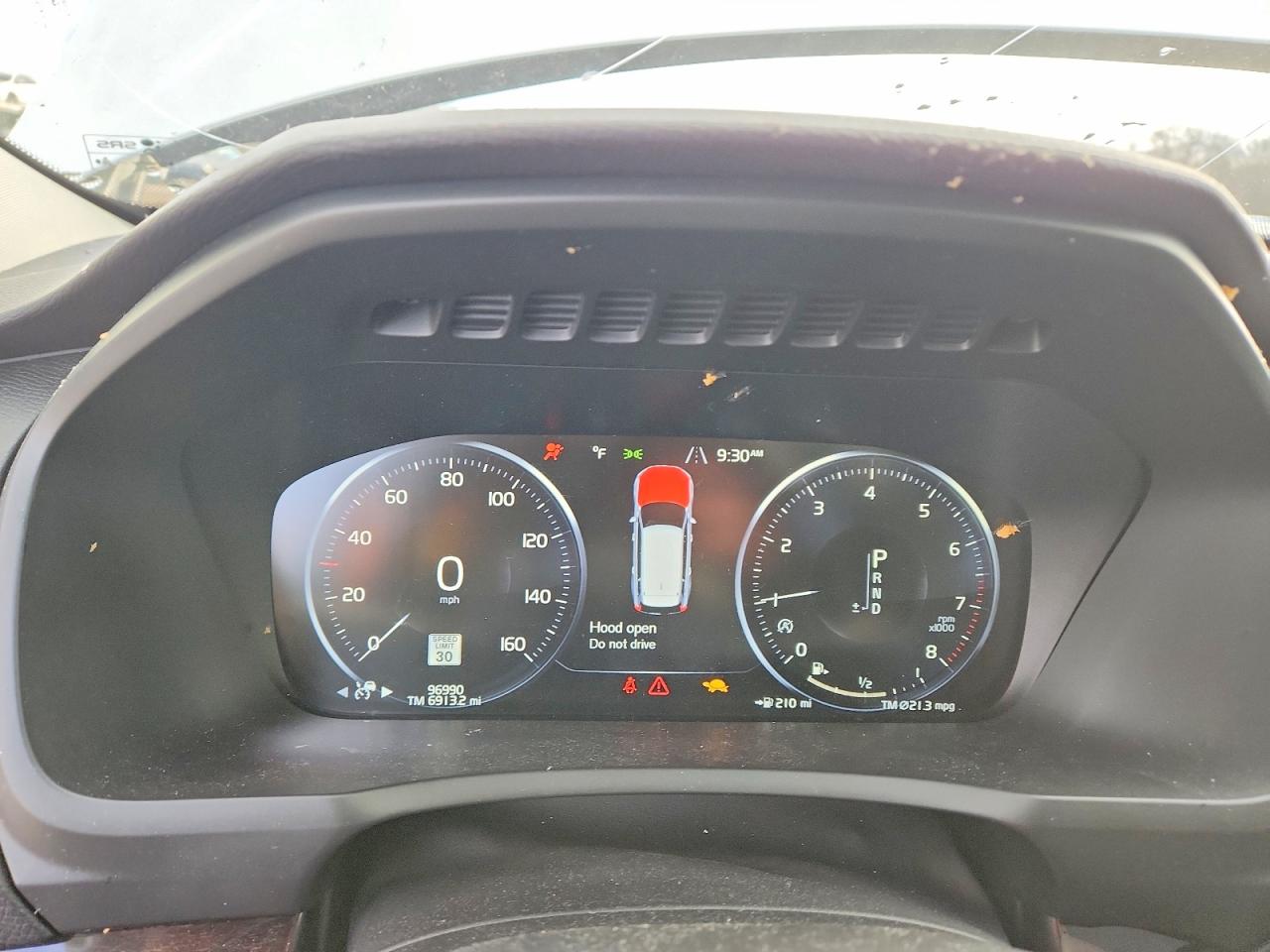 2019 VOLVO XC90 T6 MOMENTUM photo 9