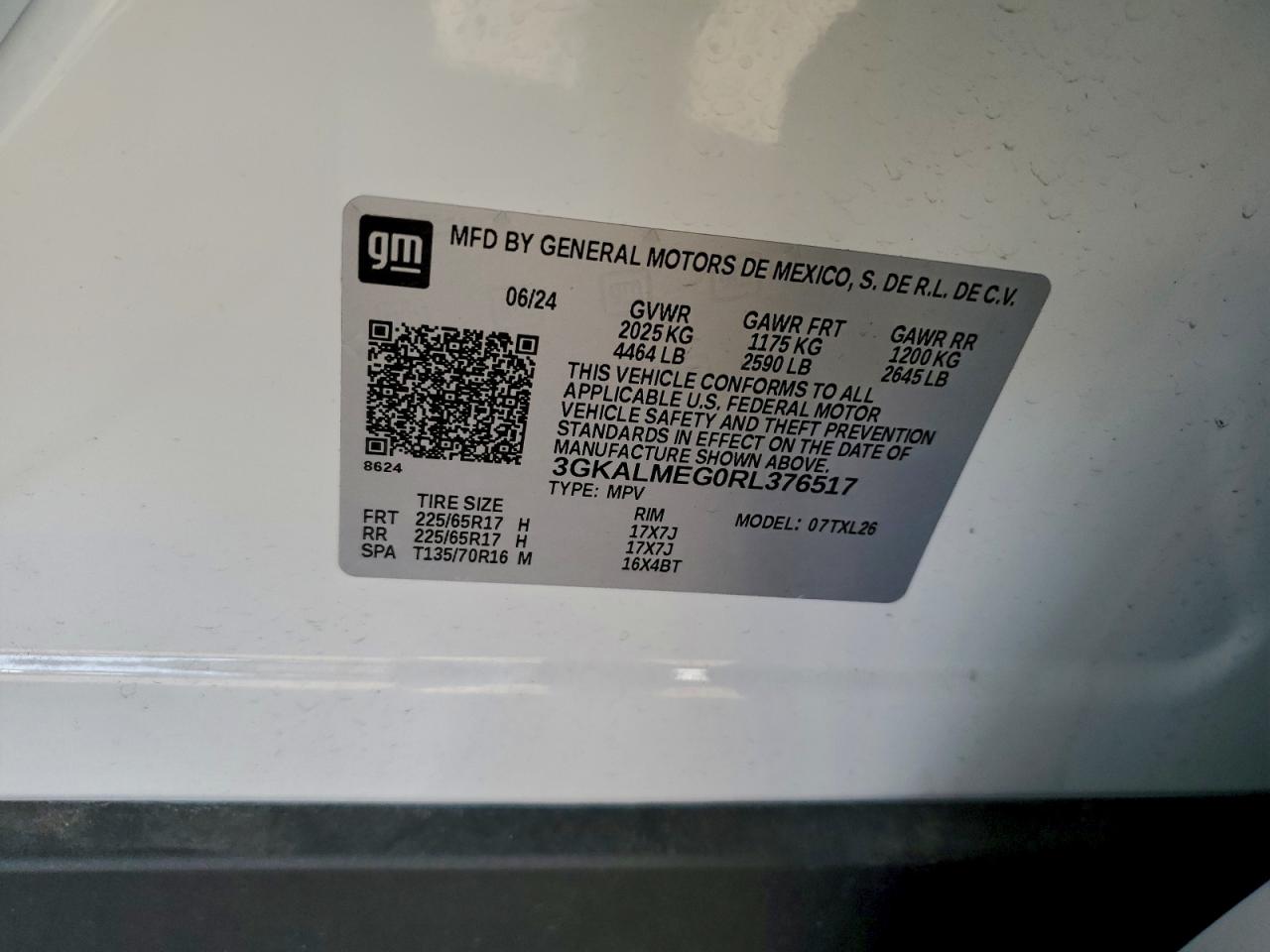 2024 GMC TERRAIN SLE photo 12