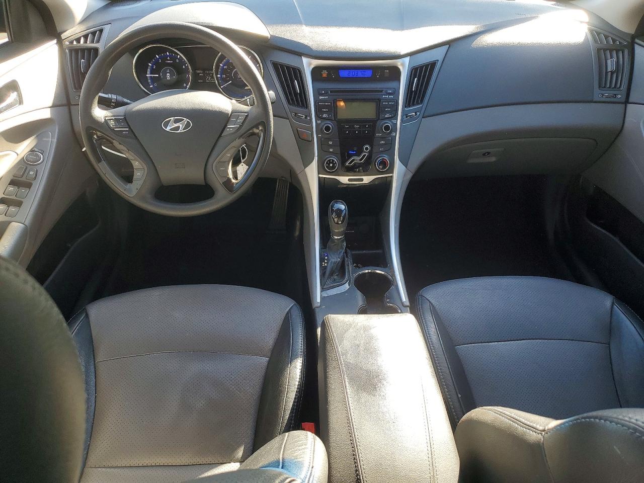 2012 HYUNDAI SONATA GLS photo 8