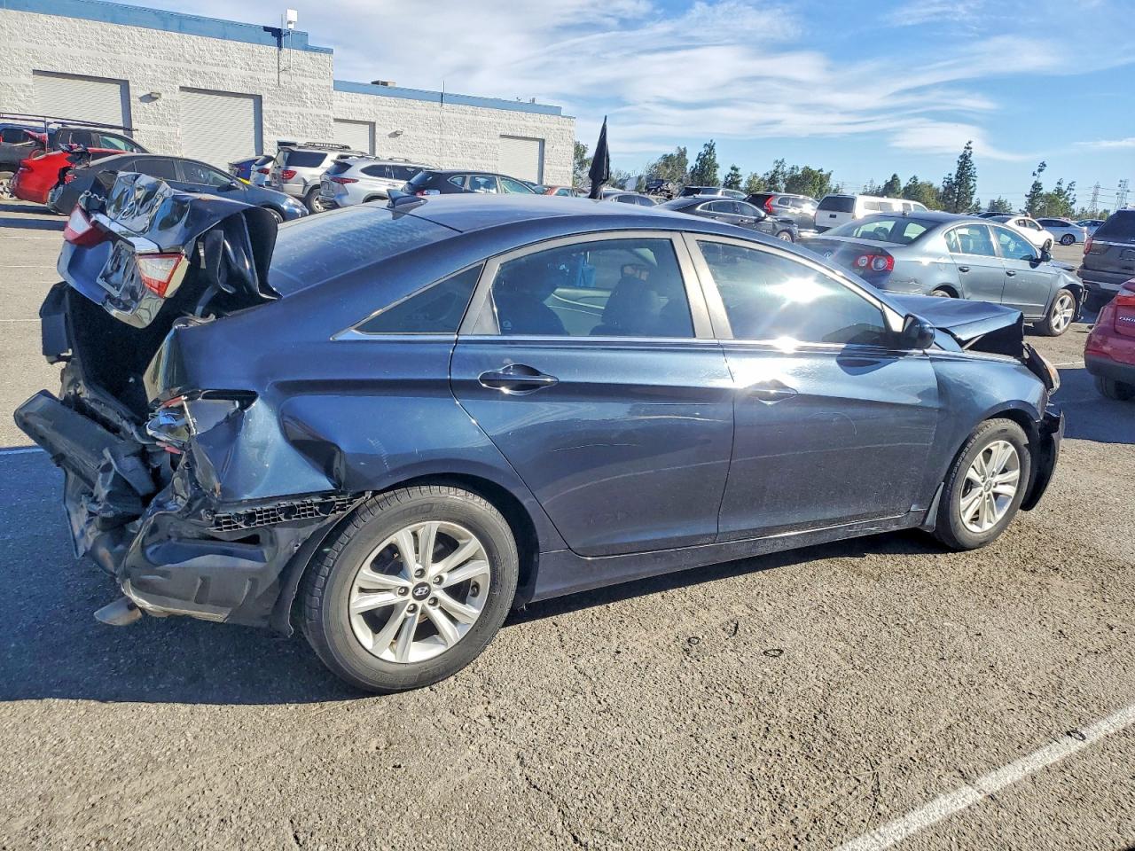 2012 HYUNDAI SONATA GLS photo 3