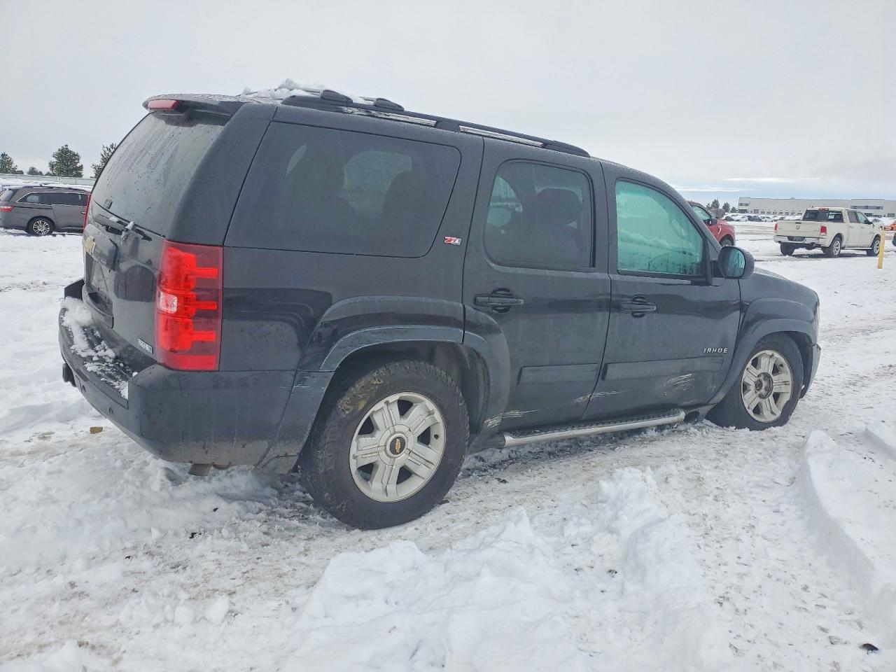 2011 CHEVROLET TAHOE K1500 LT photo 3