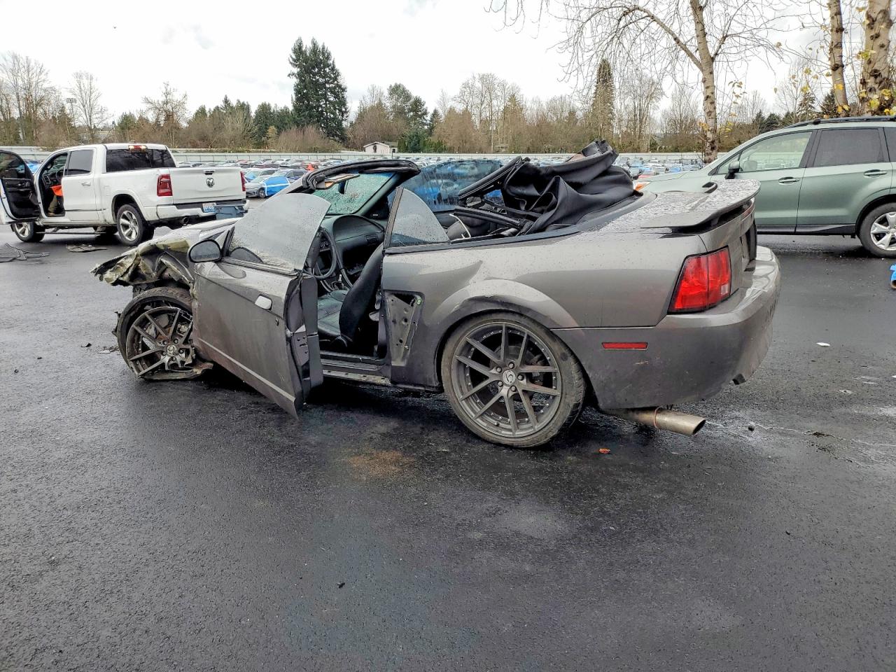 2003 FORD MUSTANG GT photo 2