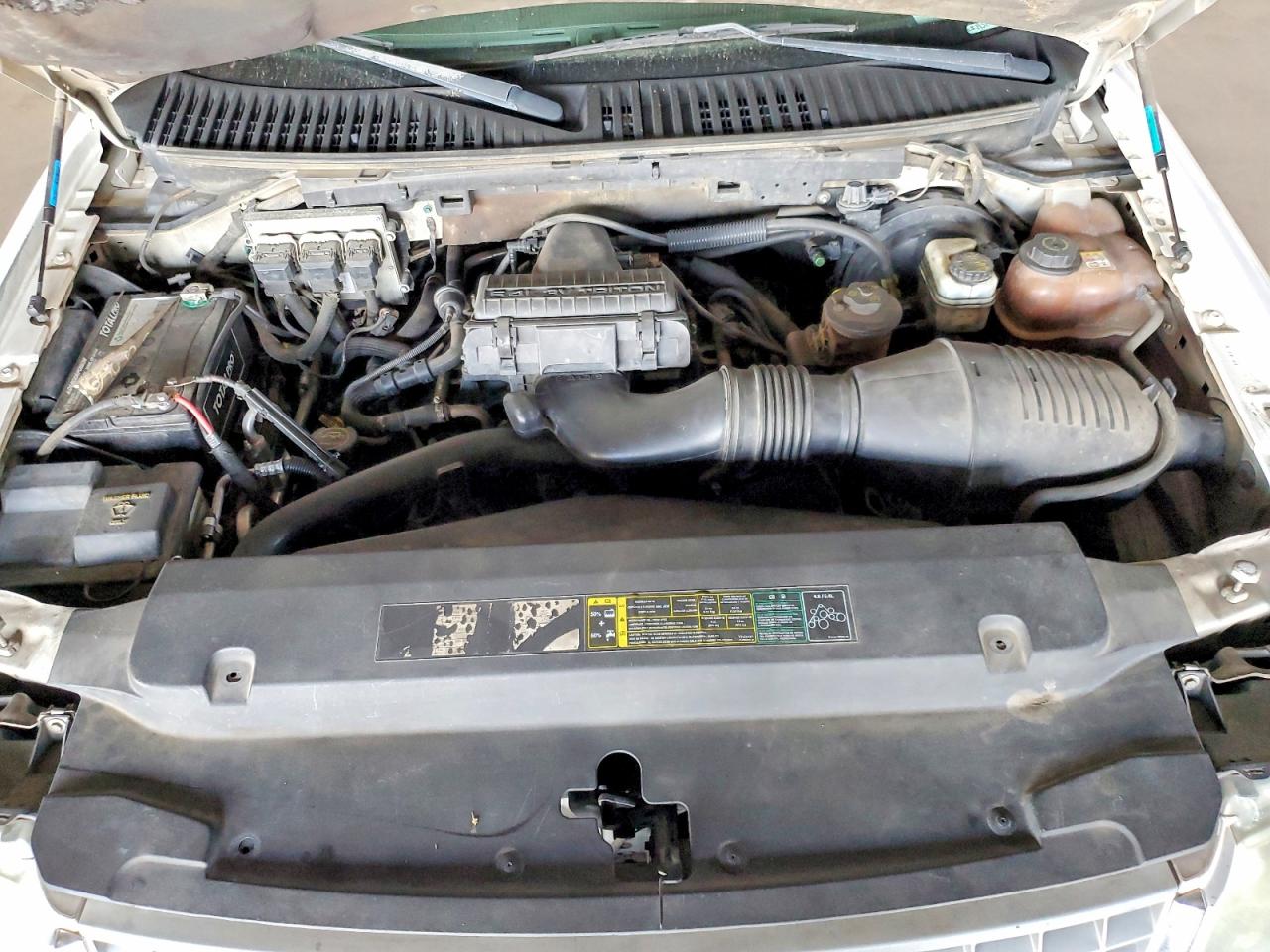 2005 FORD EXPEDITION XLT photo 11