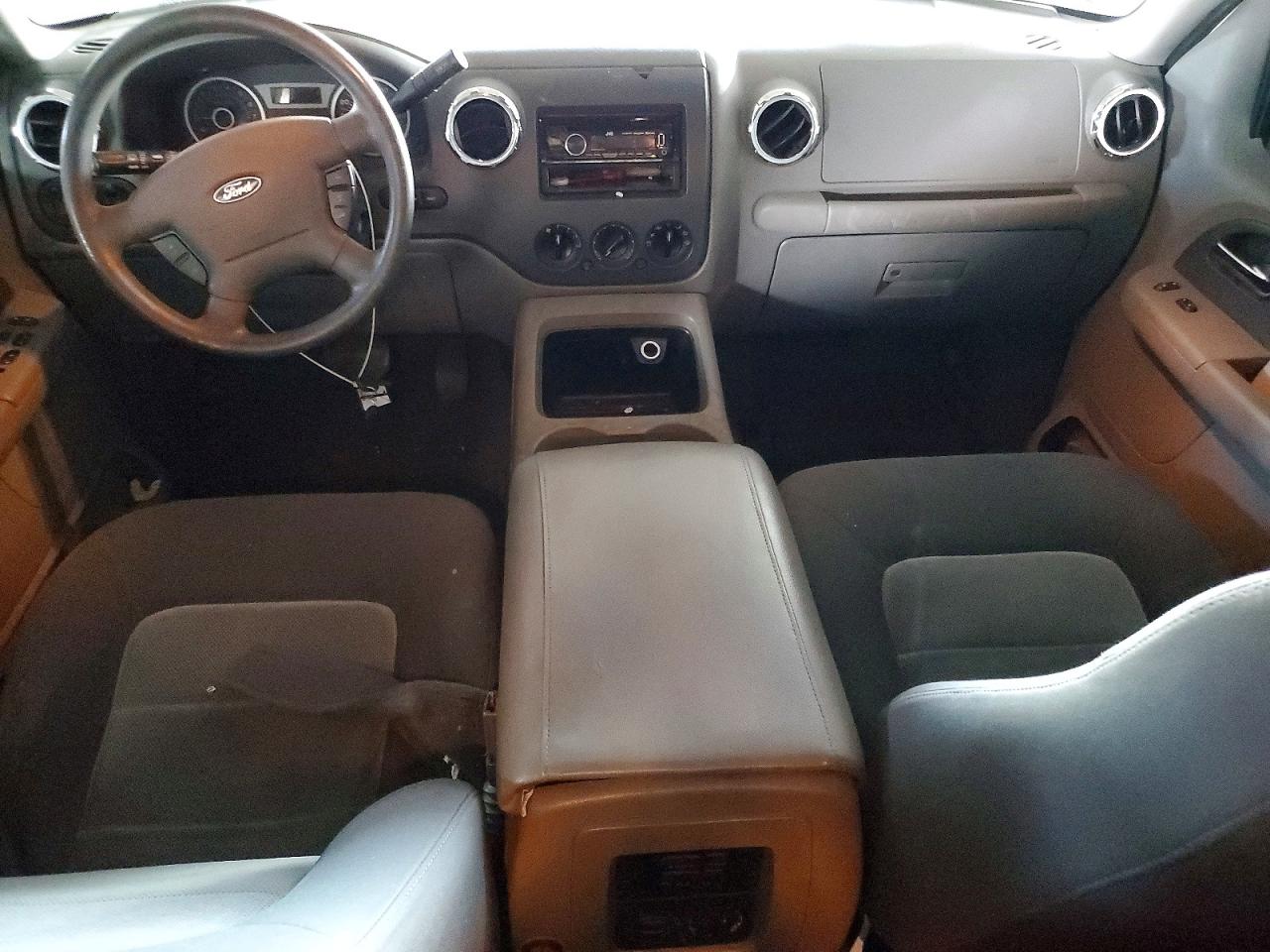 2005 FORD EXPEDITION XLT photo 8