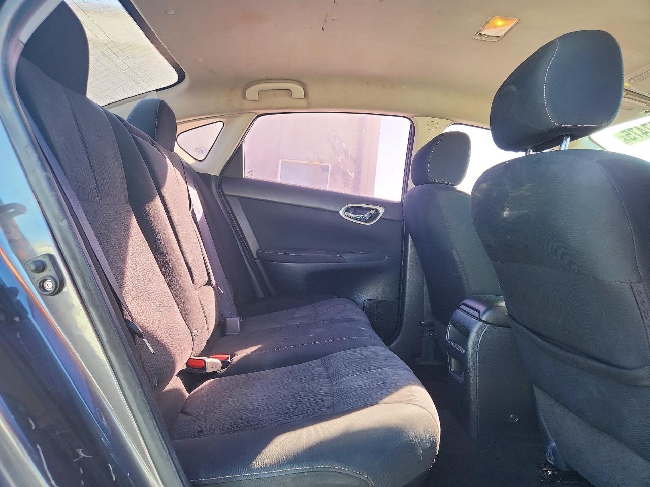 2015 NISSAN SENTRA S photo 10