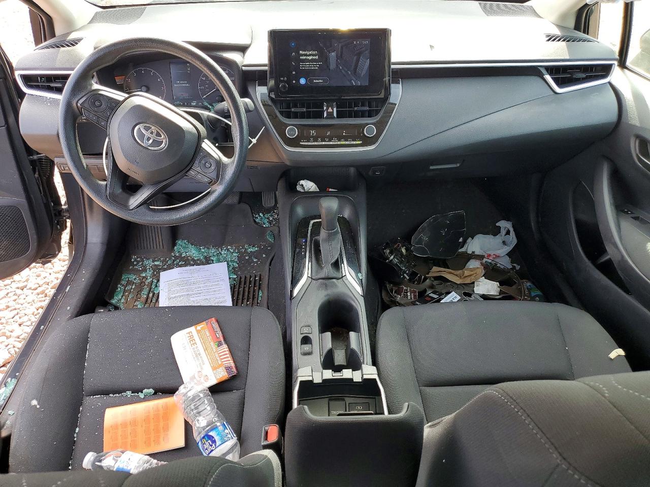 2024 TOYOTA COROLLA LE photo 8