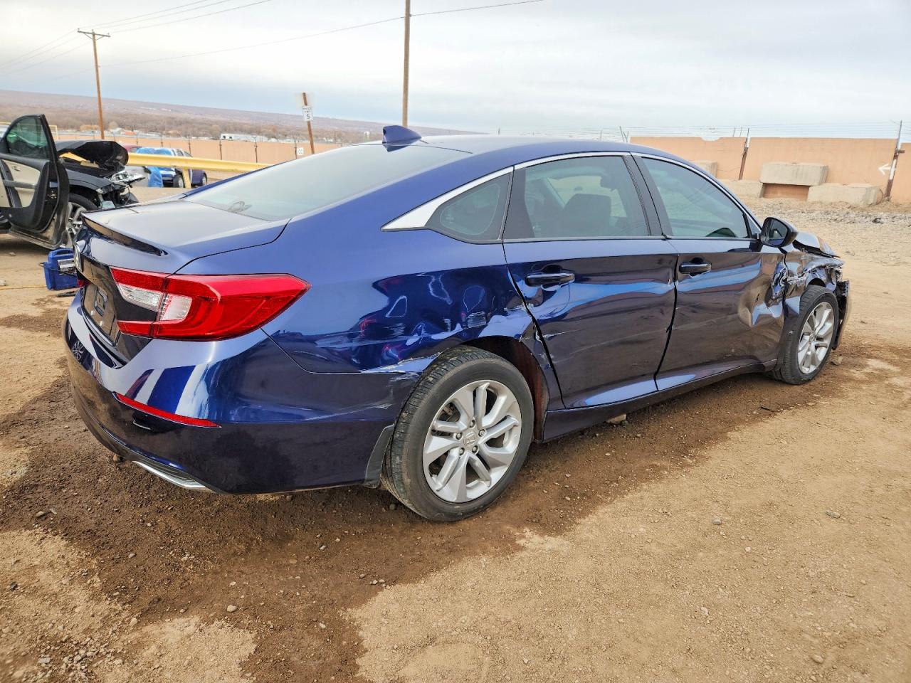2020 HONDA ACCORD LX photo 5
