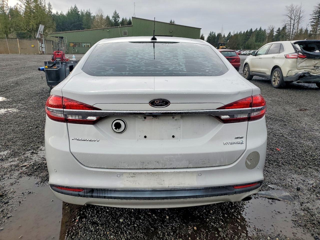 2017 FORD FUSION SE HYBRID photo 6