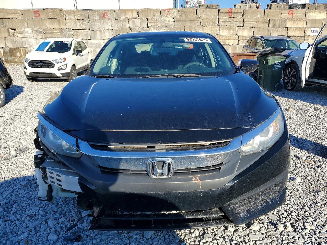 2017 HONDA CIVIC LX photo 5