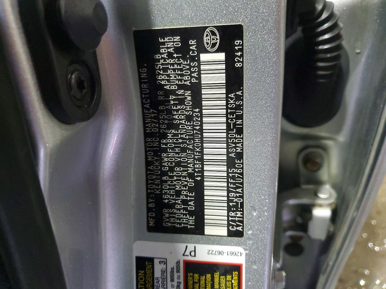 2017 TOYOTA CAMRY LE photo 12