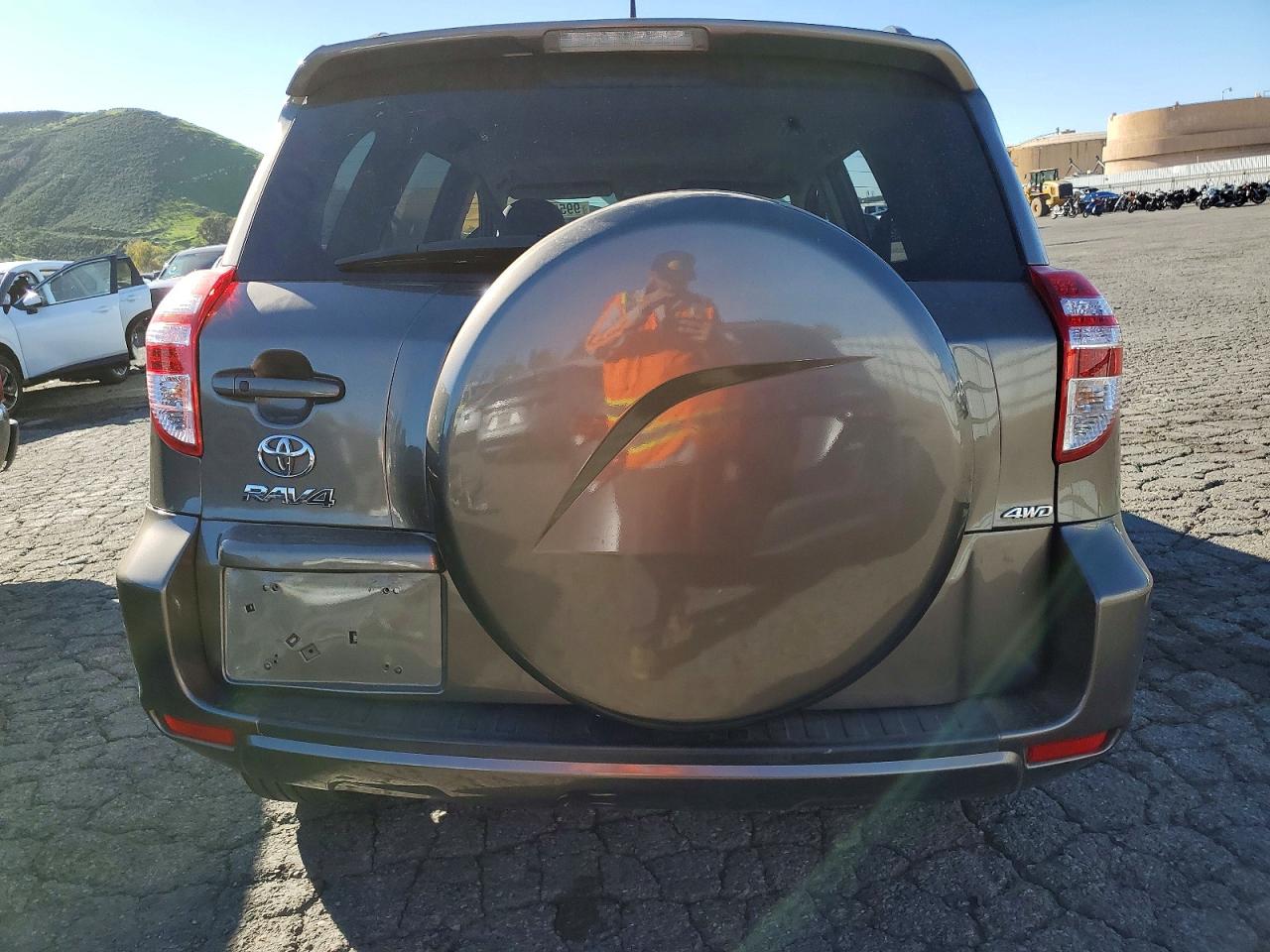 2011 TOYOTA RAV4 LIMITED photo 6