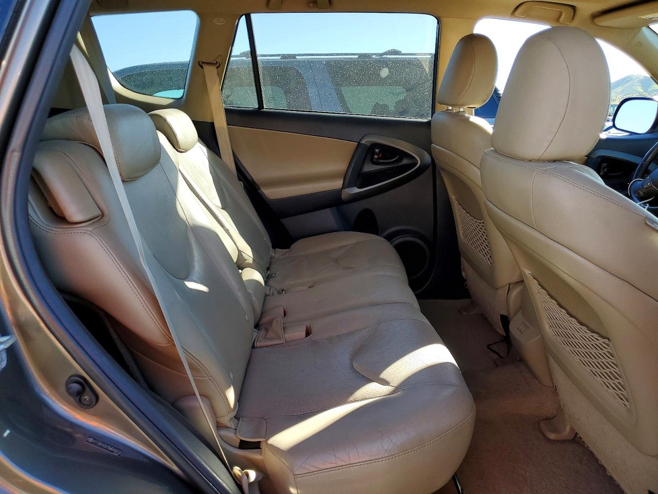 2011 TOYOTA RAV4 LIMITED photo 11