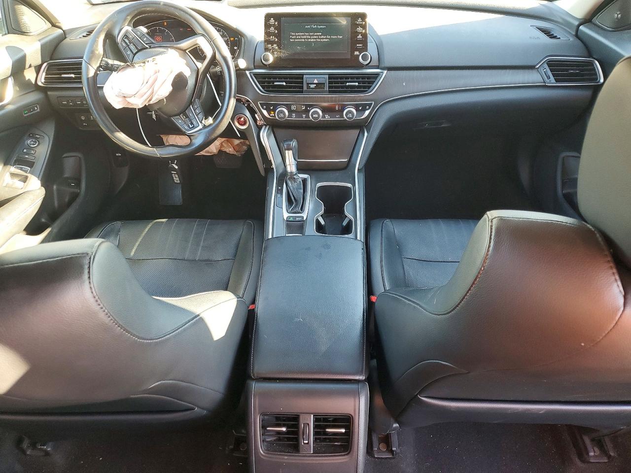 2018 HONDA ACCORD TOURING photo 8