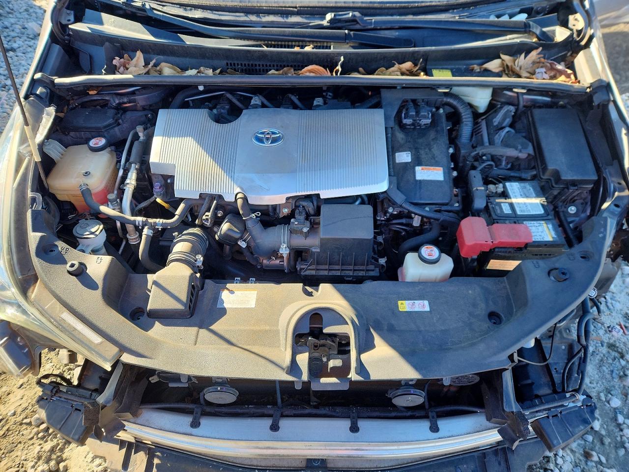 2017 TOYOTA PRIUS photo 11
