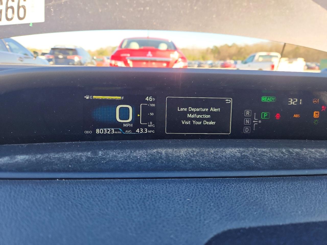 2017 TOYOTA PRIUS photo 9