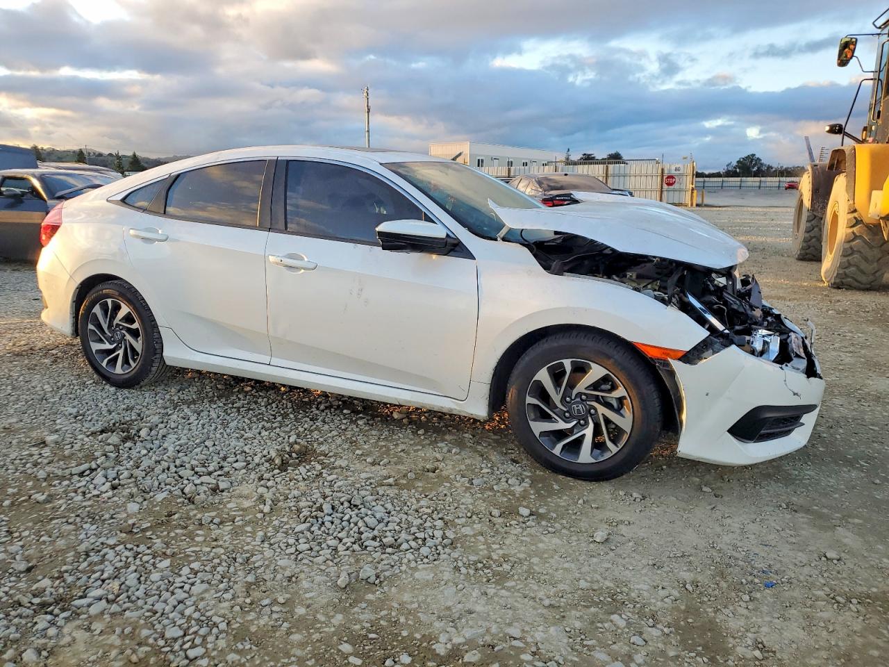 2016 HONDA CIVIC EX photo 4