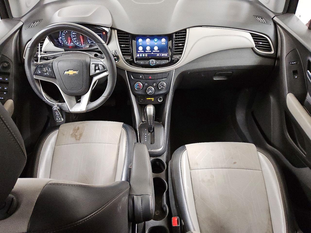 2020 CHEVROLET TRAX 1LT photo 8