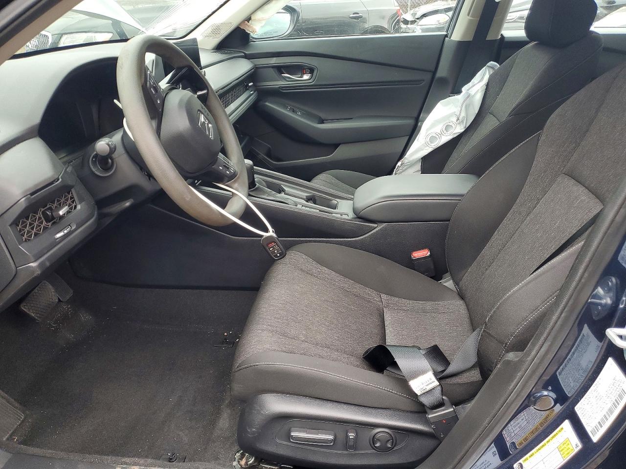 2025 HONDA ACCORD SE photo 13