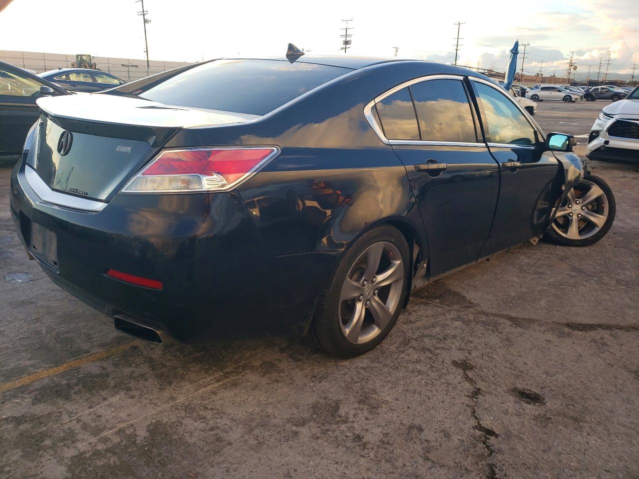 2012 ACURA TL photo 3