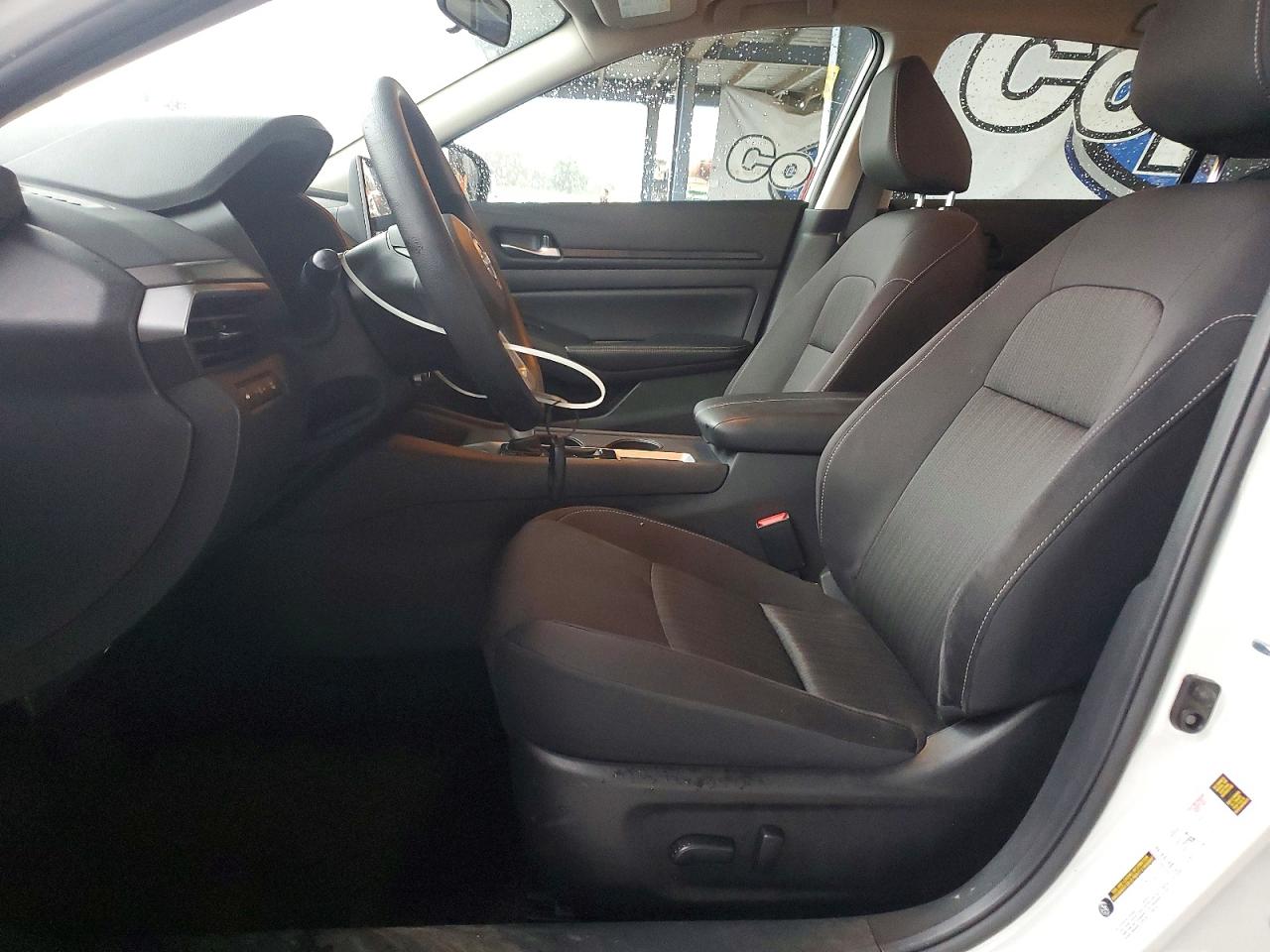 2025 NISSAN ALTIMA SV photo 7