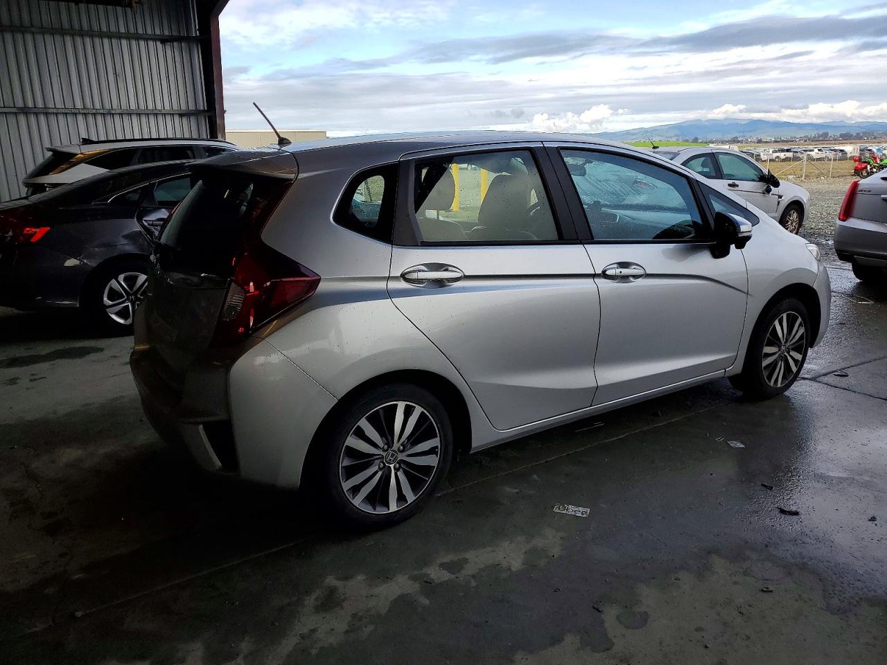 2016 HONDA FIT EX photo 3