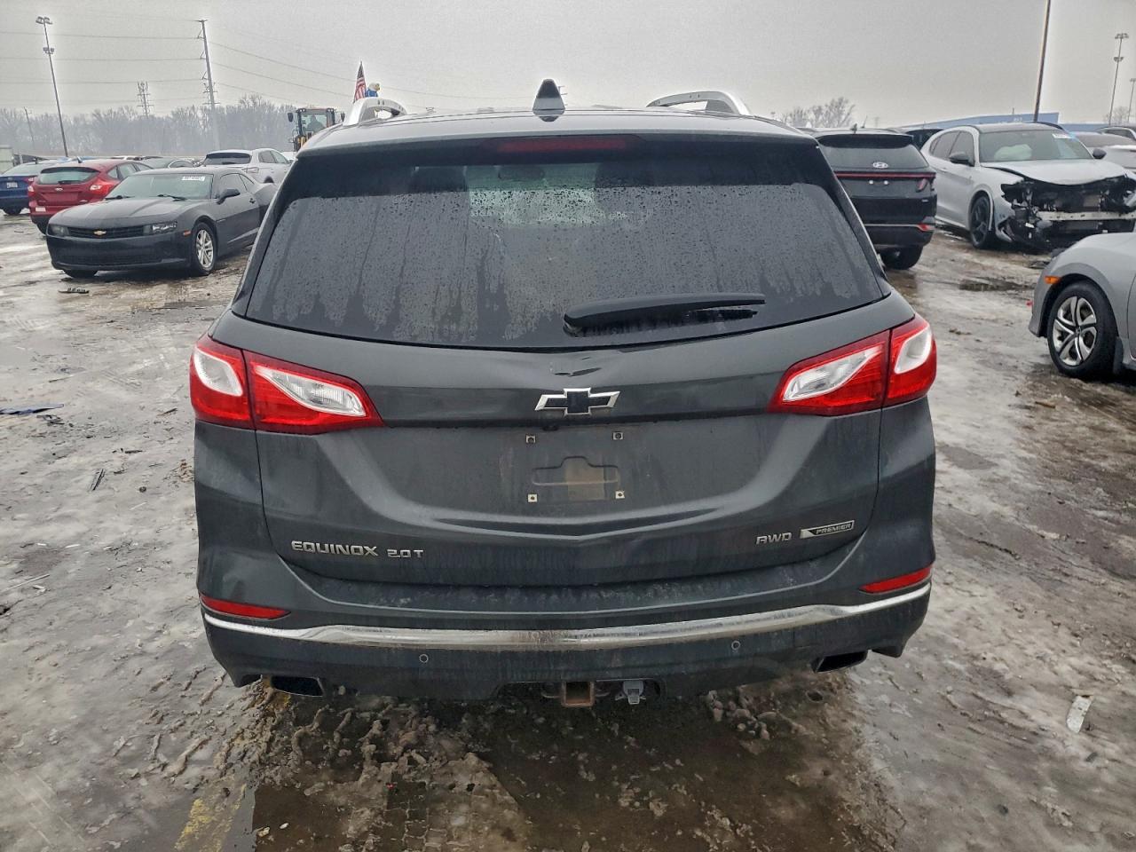 2018 CHEVROLET EQUINOX PREMIER photo 6