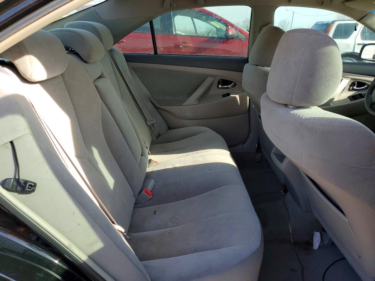 2009 TOYOTA CAMRY BASE photo 10