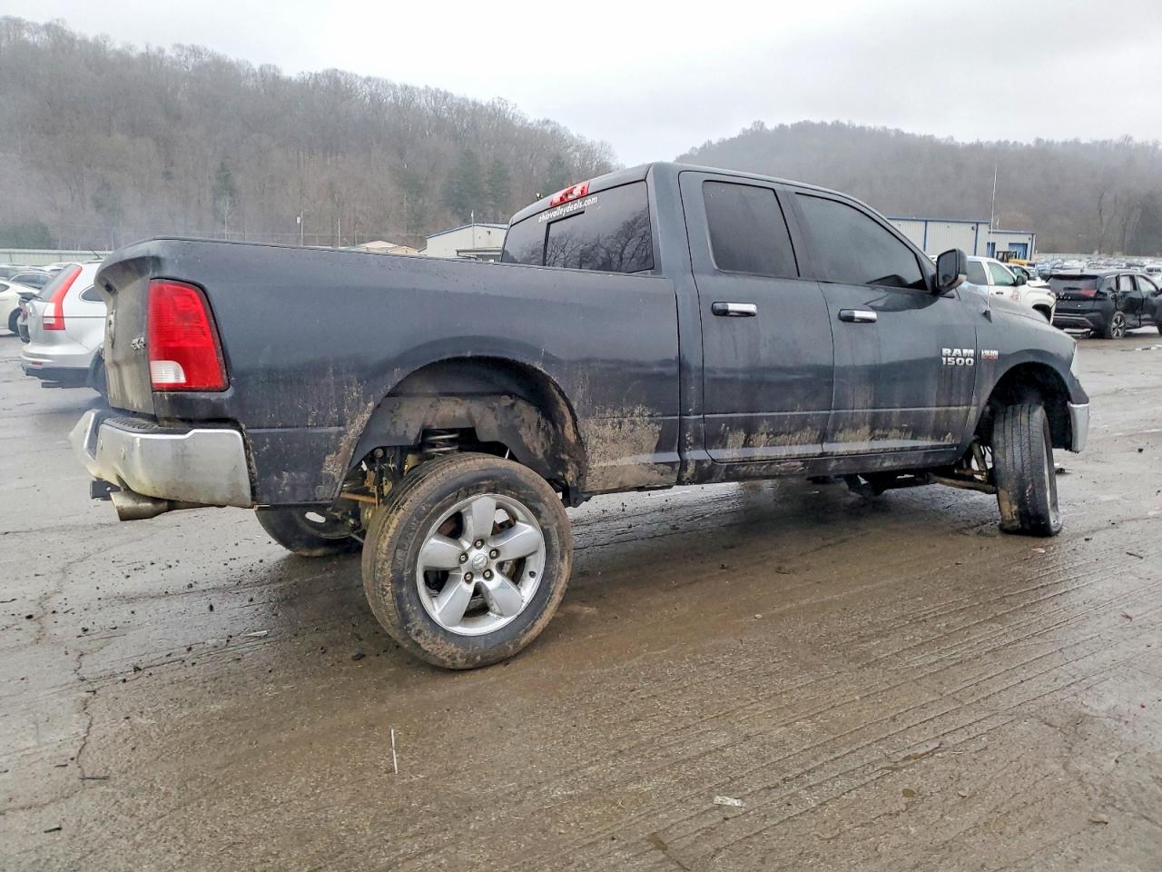 2018 RAM 1500 SLT photo 5