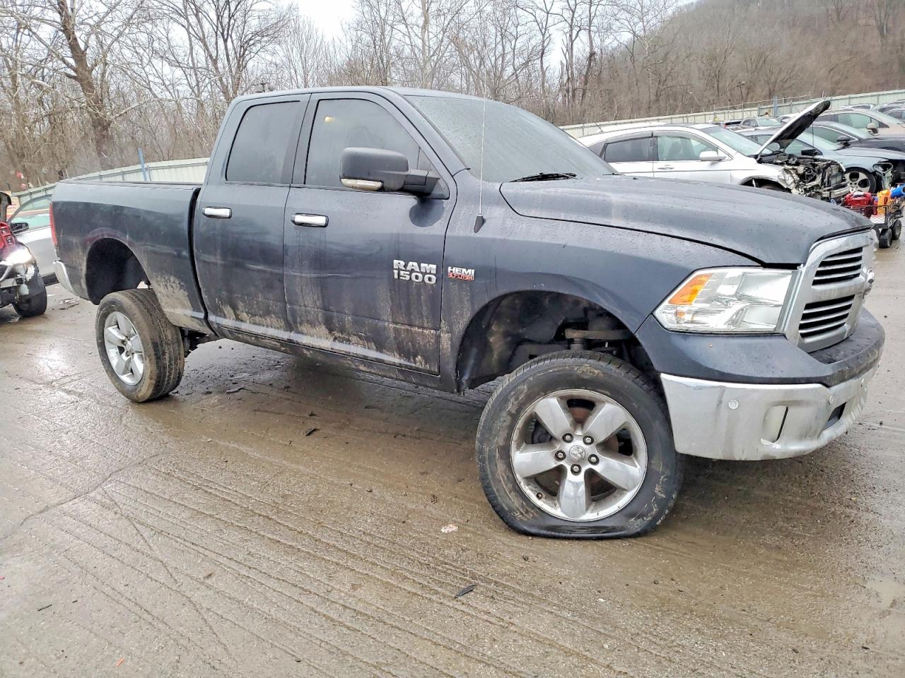 2018 RAM 1500 SLT photo 7