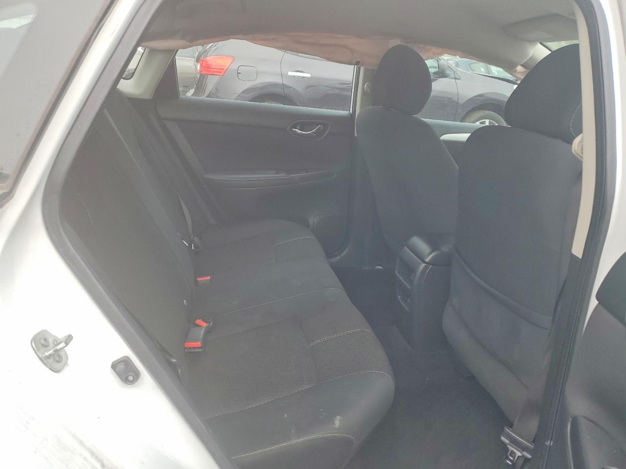 2018 NISSAN SENTRA S photo 10