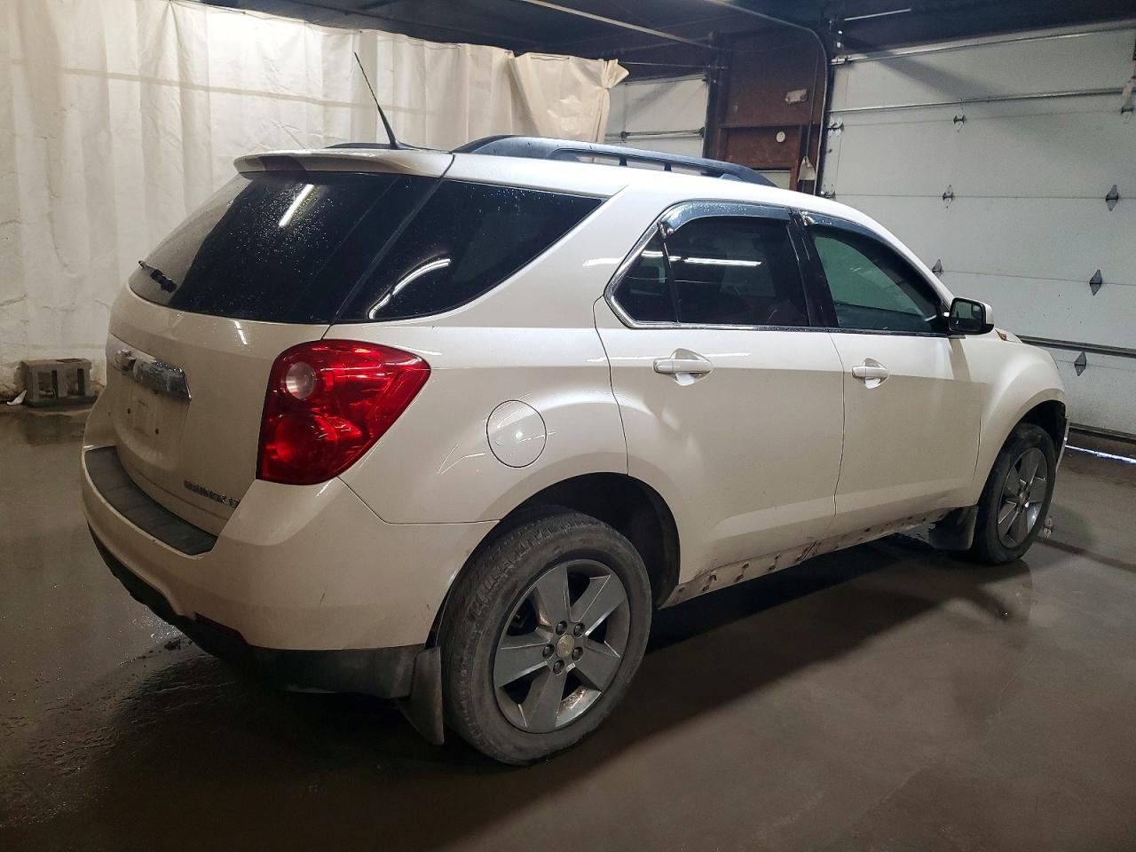 2013 CHEVROLET EQUINOX LT photo 3