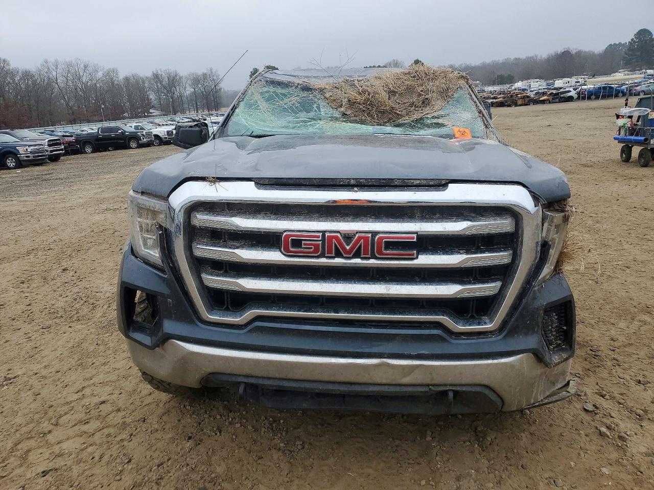 2021 GMC SIERRA K1500 SLE photo 5