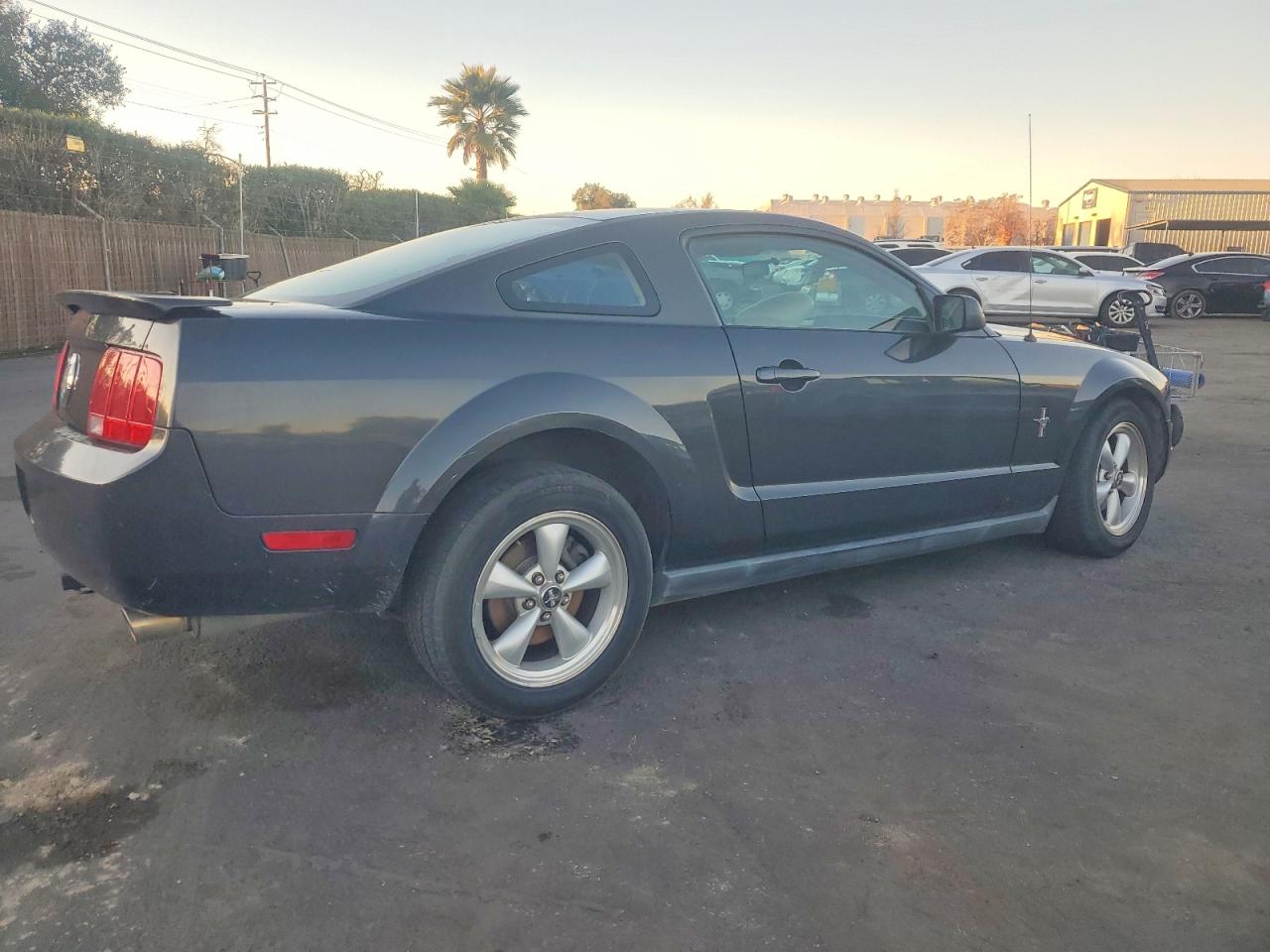 2007 FORD MUSTANG photo 3