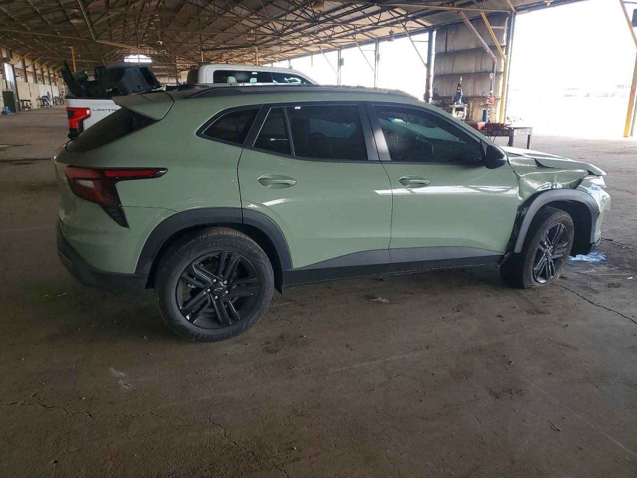 2025 CHEVROLET TRAX ACTIV photo 3