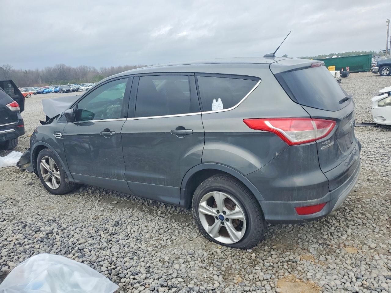 2016 FORD ESCAPE SE photo 2