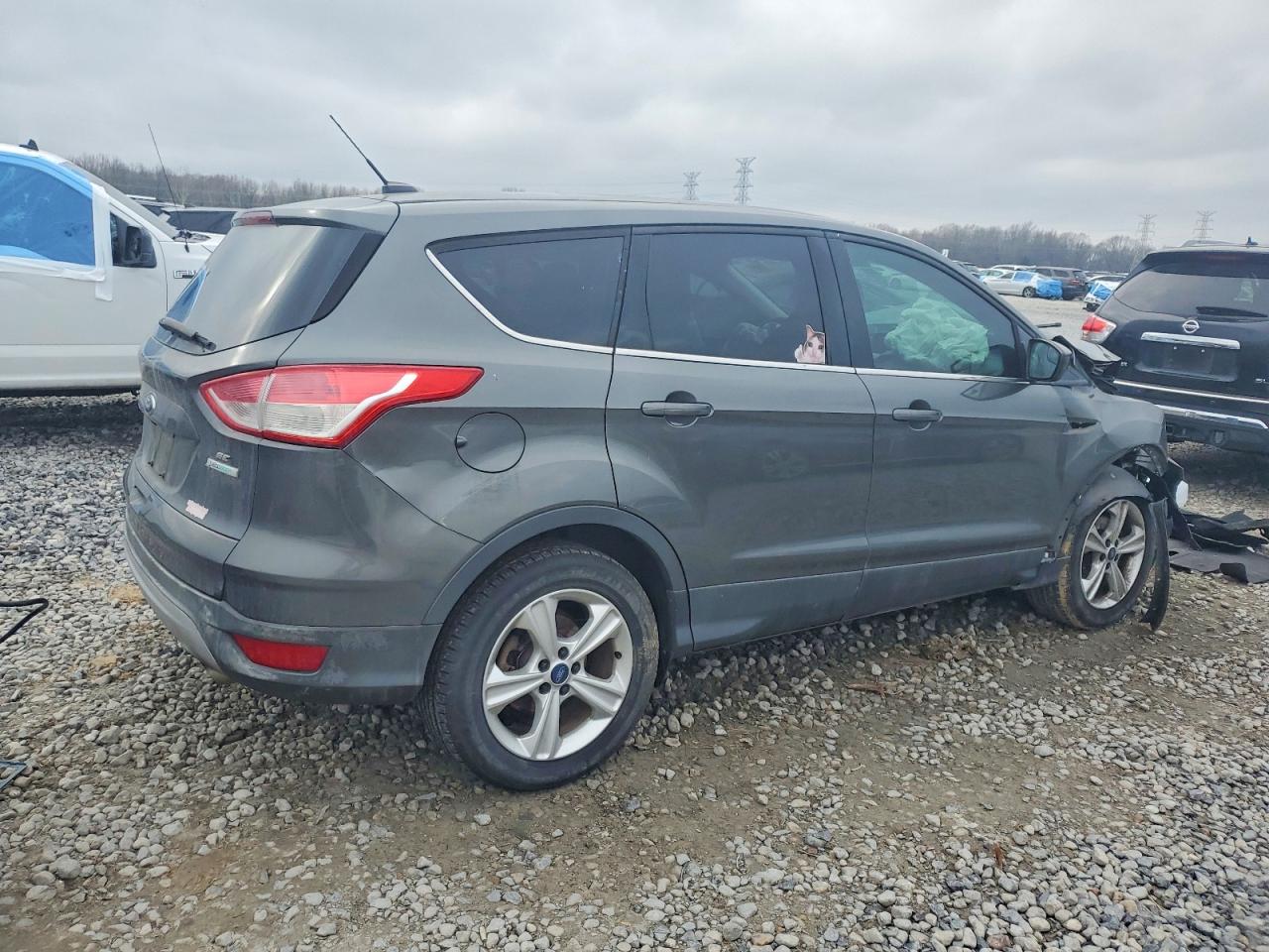 2016 FORD ESCAPE SE photo 3