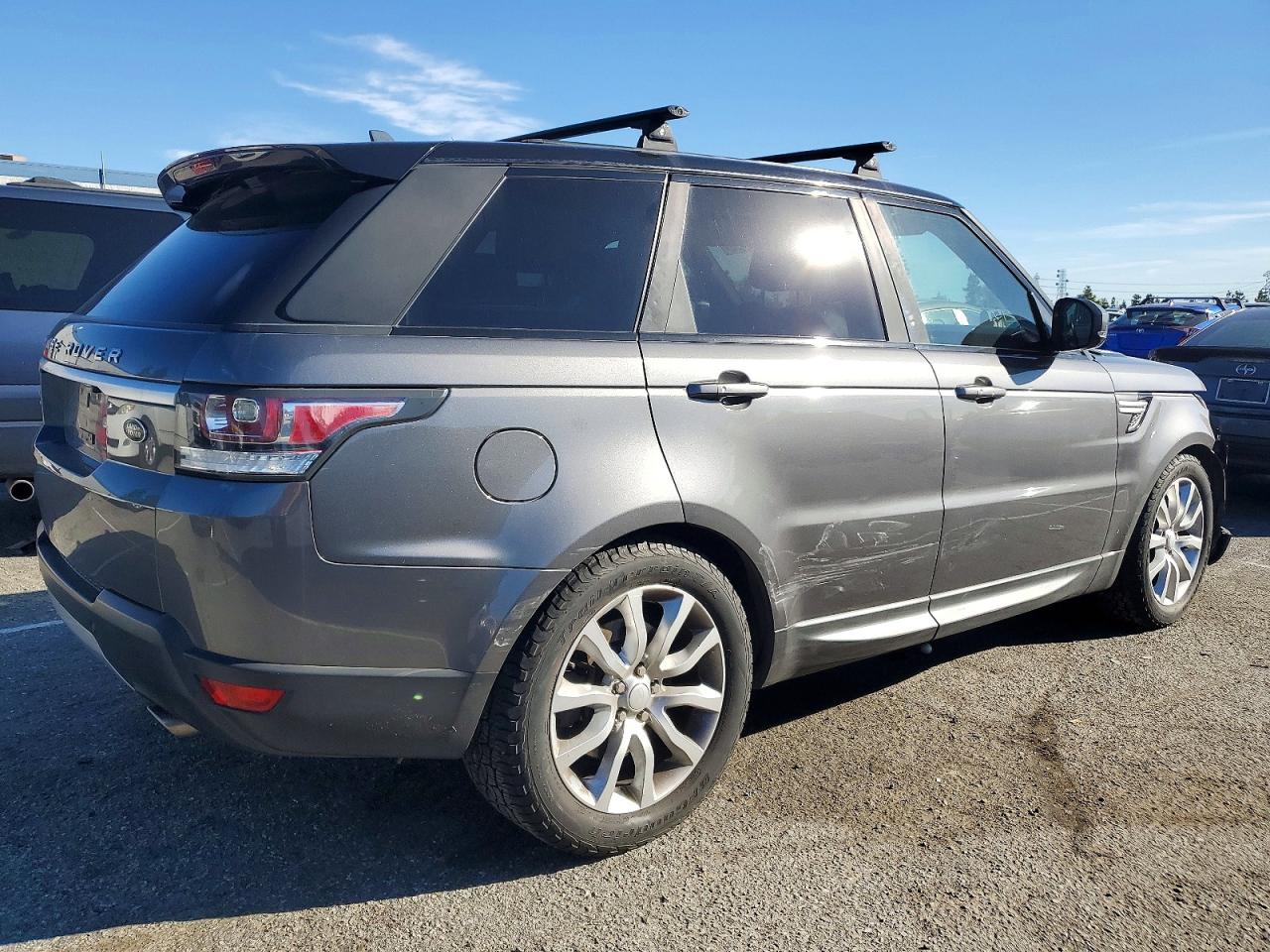 2016 LAND ROVER RANGE ROVER SPORT HSE photo 3