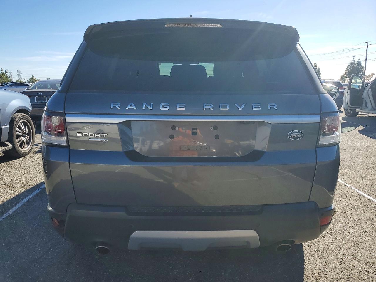 2016 LAND ROVER RANGE ROVER SPORT HSE photo 6