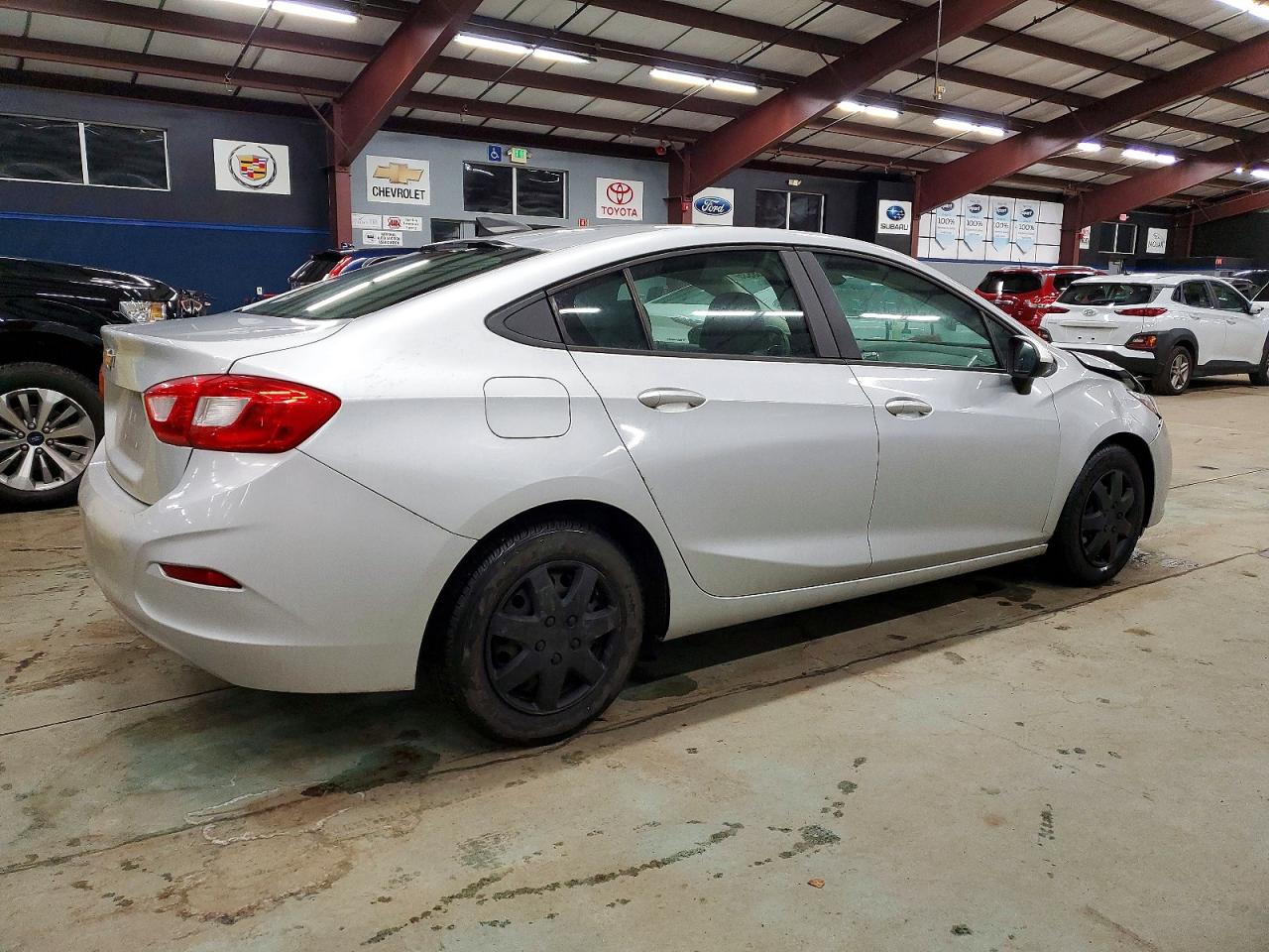 2017 CHEVROLET CRUZE LS photo 3
