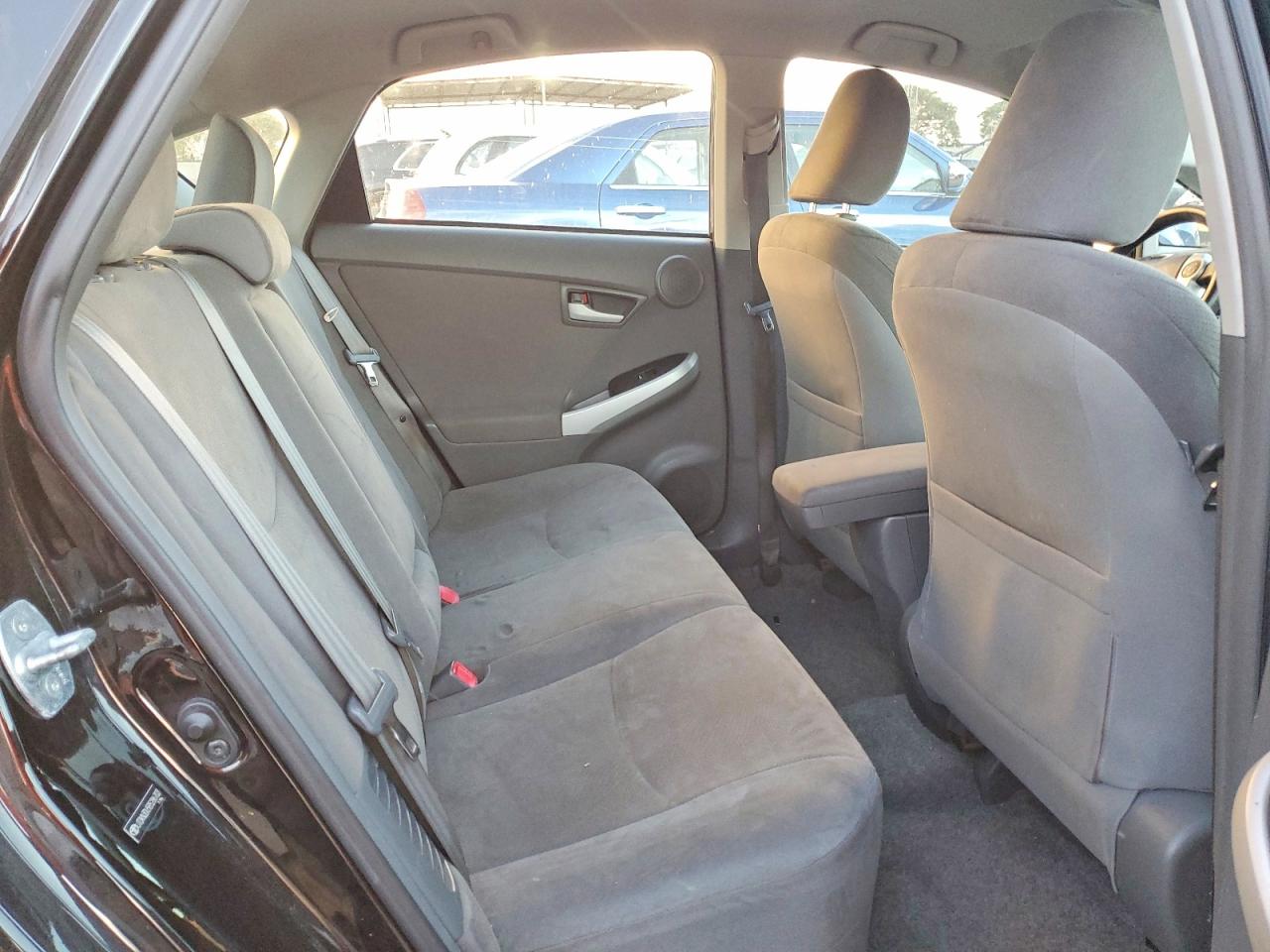 2011 TOYOTA PRIUS photo 10