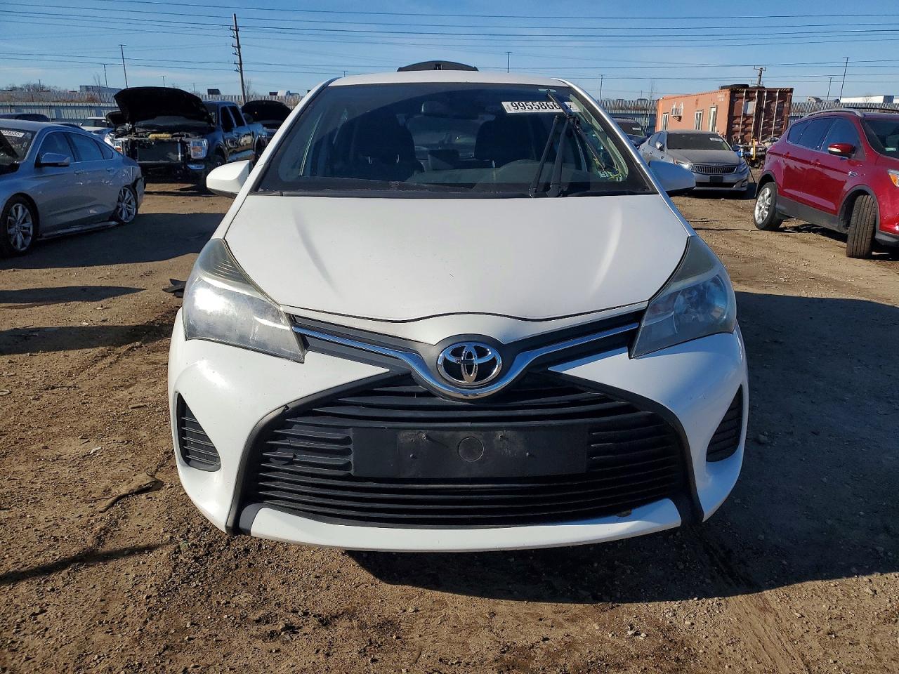 2015 TOYOTA YARIS photo 5