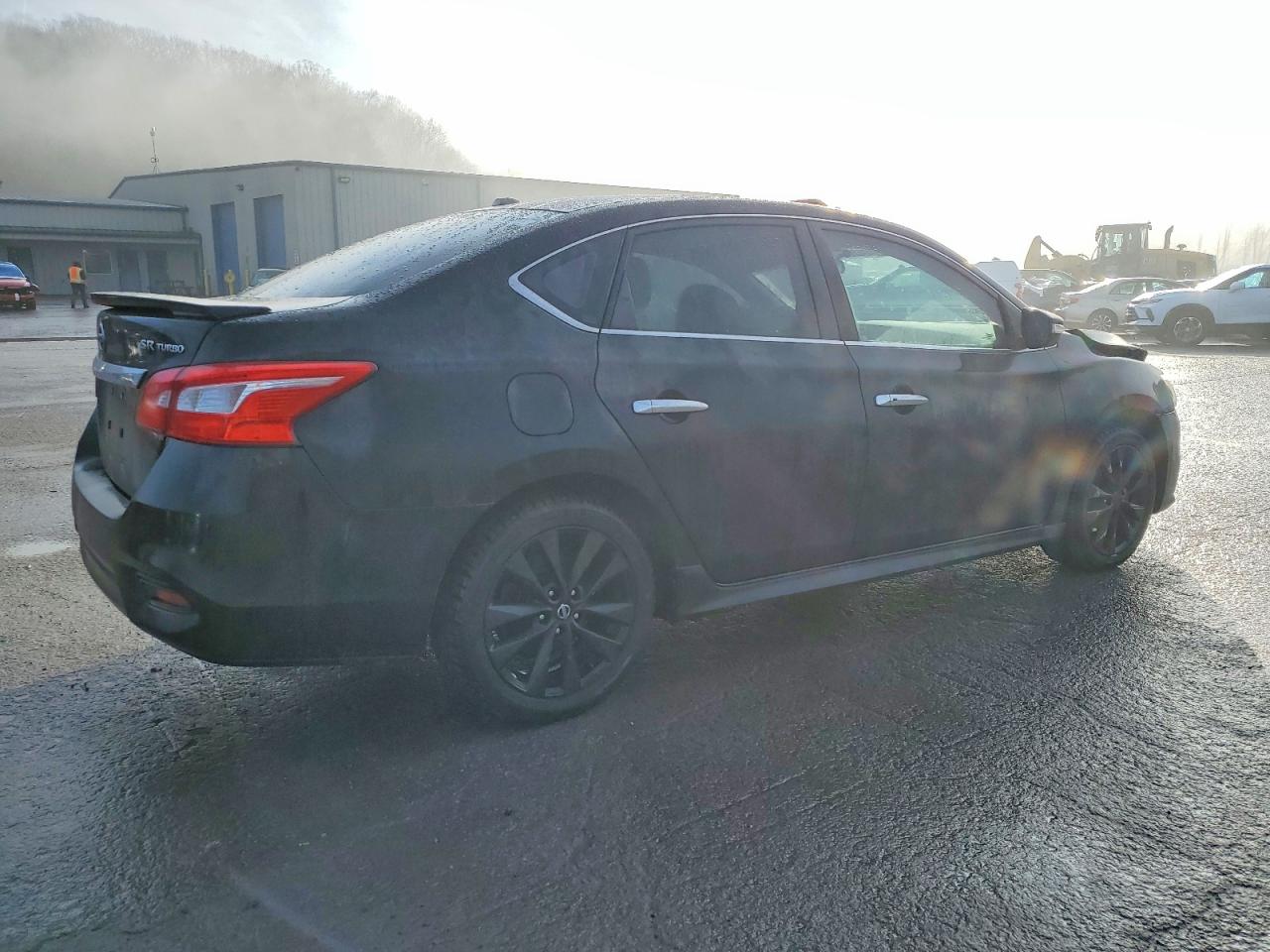 2017 NISSAN SENTRA SR TURBO photo 3