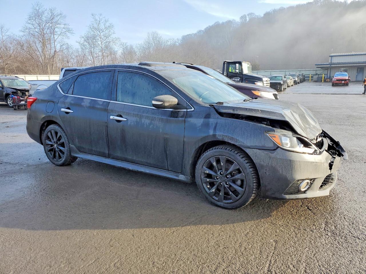 2017 NISSAN SENTRA SR TURBO photo 4