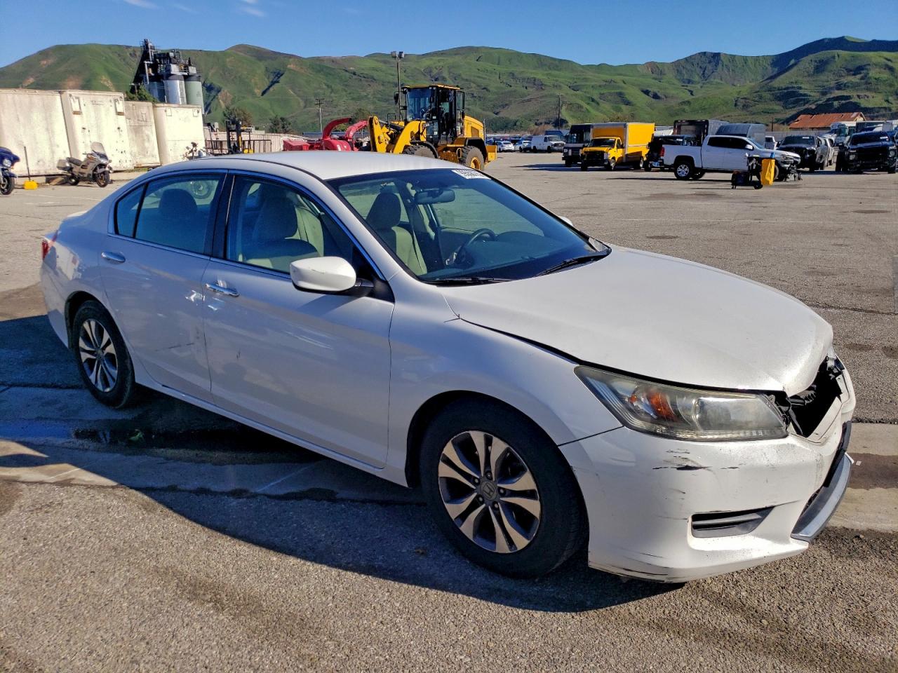 2015 HONDA ACCORD LX photo 4